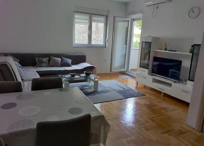 Appartement Nevena *